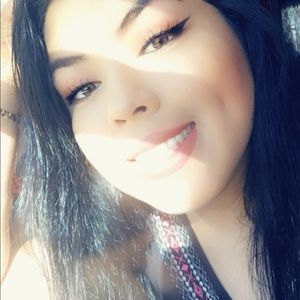 Meet your Posher, Annie